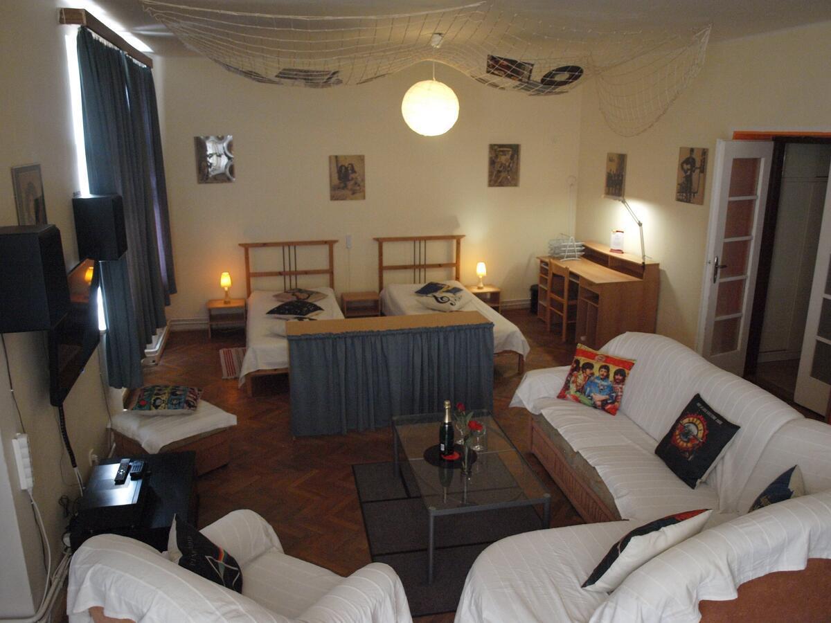 Apartment Rossa Louny